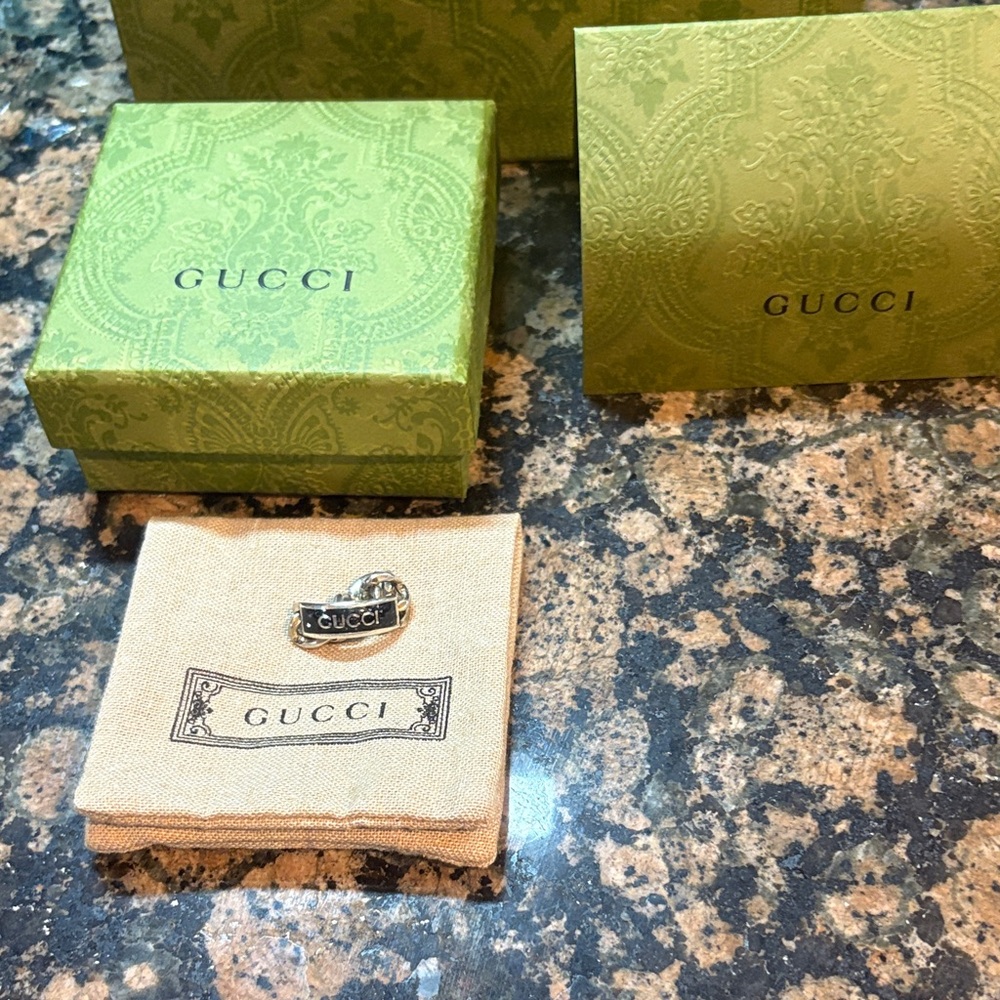 Gucci Silver Chain Ring